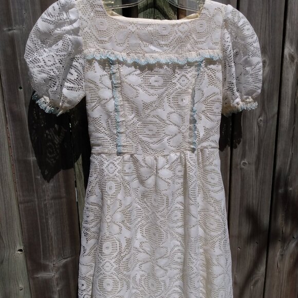 Vintage 1970s White Lace Dress by Lulu Modes 29"B 24"W Prairie Boho Wedding - Picture 2 of 13